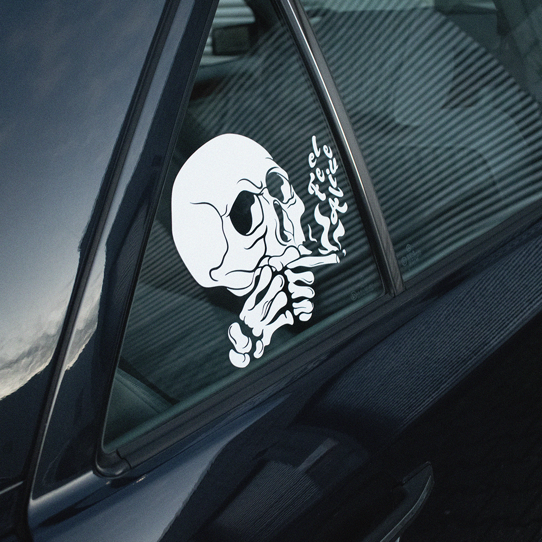 FEEL ALIVE SKULL
