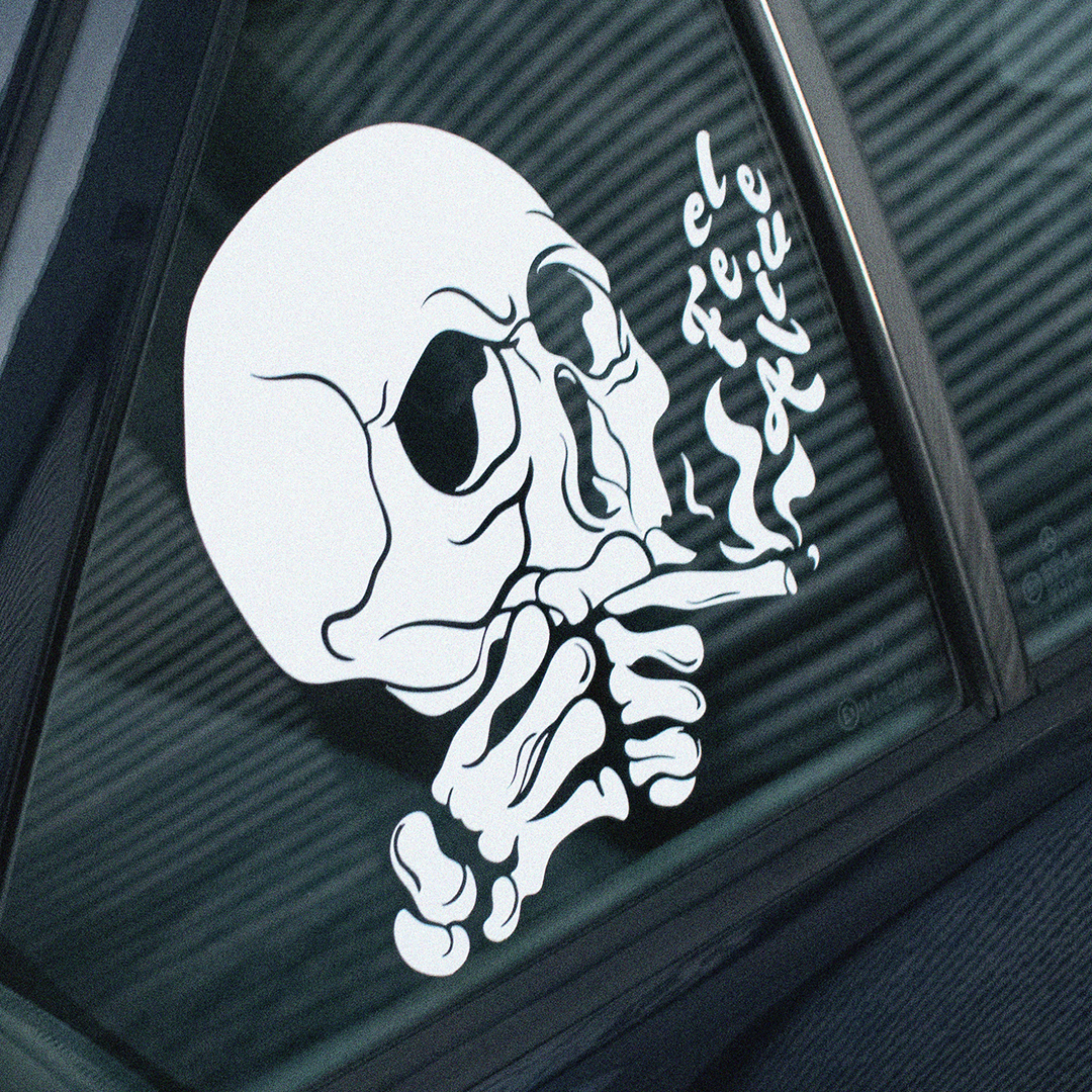FEEL ALIVE SKULL